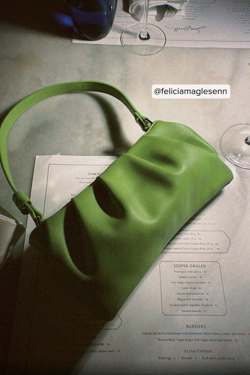 Taschen Bags | Kleine Baguette-Tasche mit Raffung - GG35956