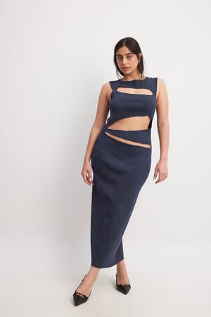 Blue Fijngebreide maxi-jurk met cut-out