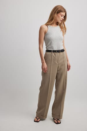 Fold Up Mid Waist Pants Outfit