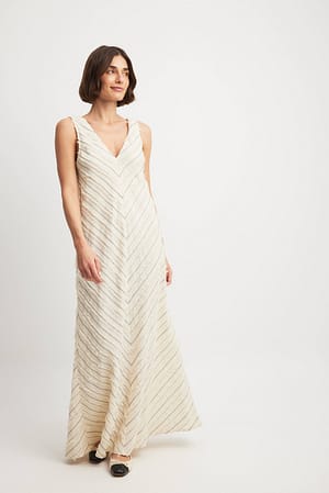 Offwhite Mouwloze maxi-jurk met franjes