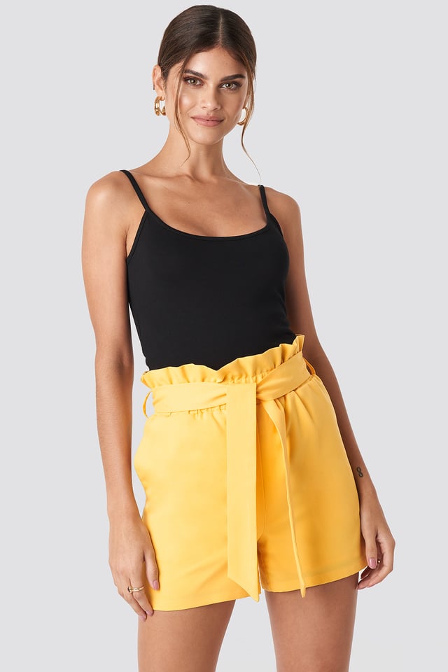 Highwaisted Paperbag Suit Shorts Yellow
