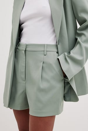 Grey Slate Kurze Hose mit hochgeschnittener Taille