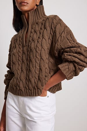Brown Keyhole Oversized Cropped Cable Knit