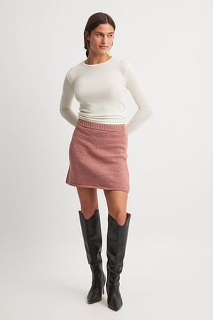 Knitted A-Line Mini Skirt Outfit