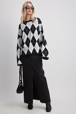 Knitted Checkered Sweater Outfit