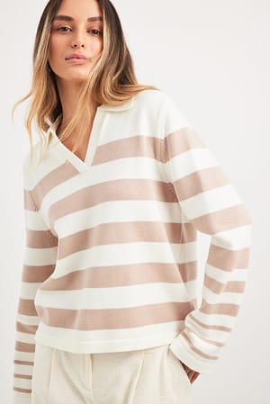 White/Beige Stripe Strikket genser med krage