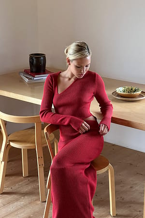 Red Knitted Cut Out Detail Maxi Dress
