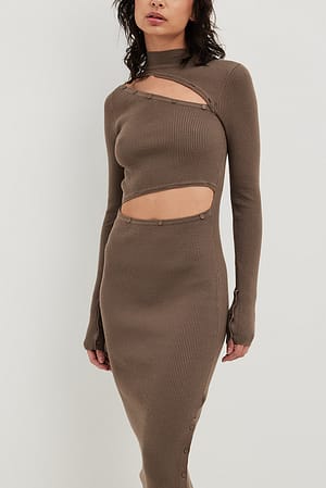 Brown Gebreide jurk met cut-out