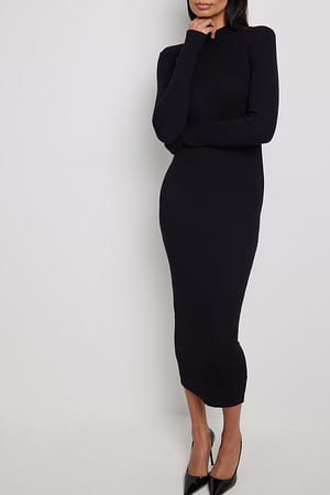 Black Knitted Shoulder Pads Maxi Dress