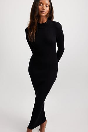 Black Knitted Shoulder Pads Maxi Dress