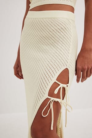 Offwhite Stickad kjol