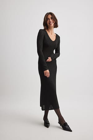 Black Dzianinowa sukienka midi z dekoltem w serek