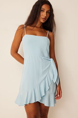 Light Blue Mini-jurk met knoopdetail