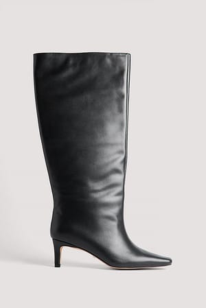 Black Støvler i læder med stilethæle og skaft med vidde