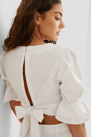 White Top met strik aan de achterkant van linnen