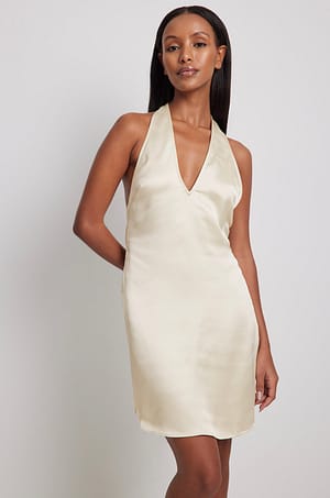 Offwhite Satynowa sukienka mini z długimi ramiączkami