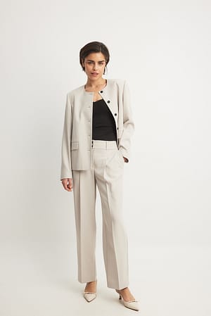 Loose Mid Waist Trousers Outfit