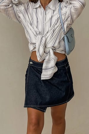 outfit inspo! in 2023  Denim mini skirt outfit, Y2k mini skirt outfit,  Outfits