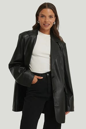 80+ Chic Black Blazer Outfit Ideas For Women [2023]: How To Wear A Black  Blazer