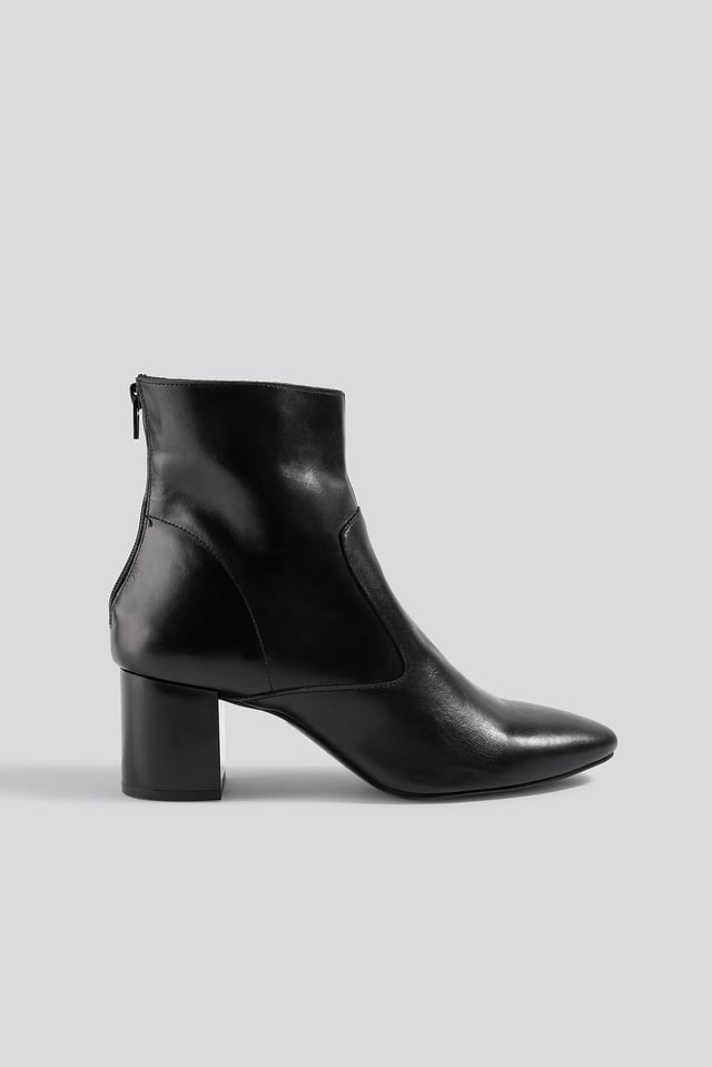 Lyon Ankle Boots Black
