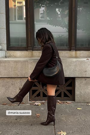 Brown Croc Pointy Toe Boots