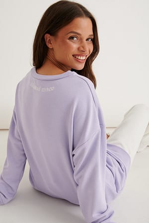 Lilac Ekologiczny sweter z dekoltem w serek