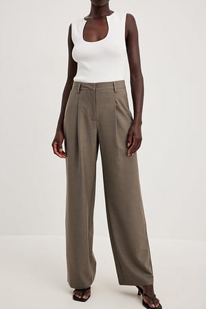 Brown Pantalon de tailleur en tissu mélangé à taille haute et plis