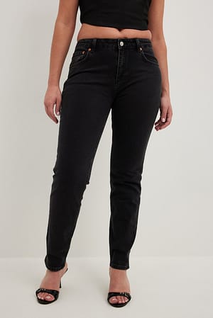 Slim Mid Waist Jeans Black | NA-KD