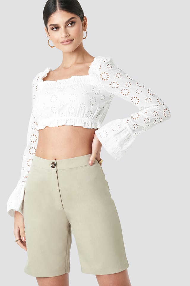 Easy Mid Length Short Beige