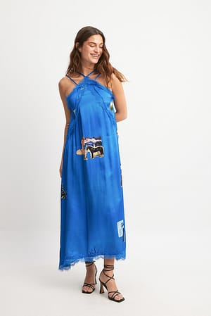 Blue Print Vestido con detalle de encaje y collage mixto