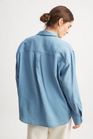 Light Blue Camisa con bolsillo de modal