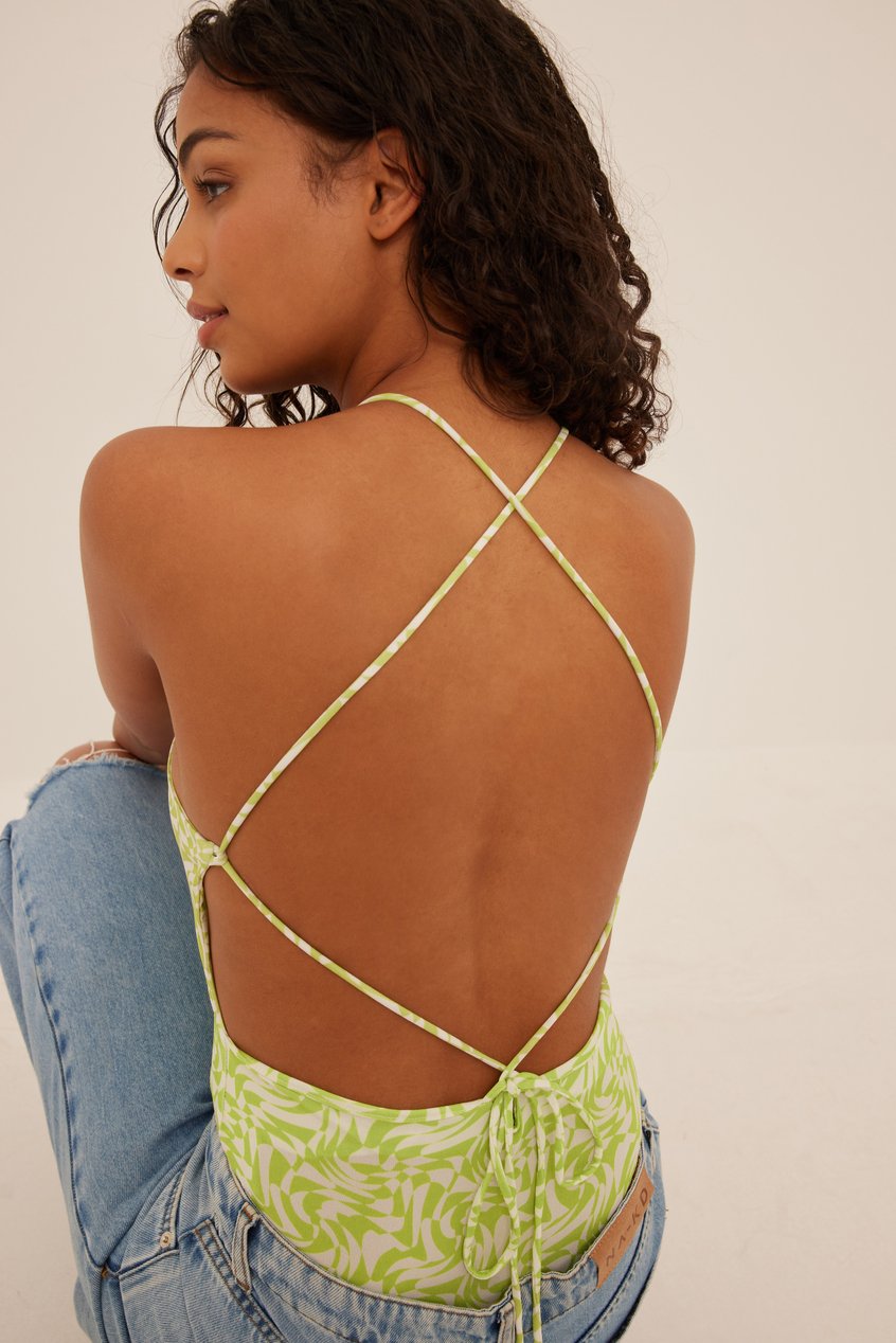 Tops Reborn Collection | Back Detail Cross Body - HQ98314
