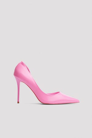 Strong Pink Glossy pumps med åpne partier