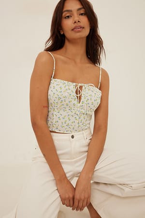 Flower Print Skjorte med trykk og knute foran