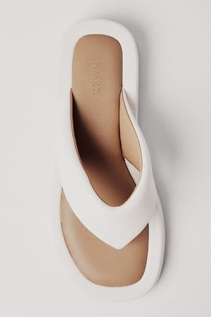 Beige/White Slippers