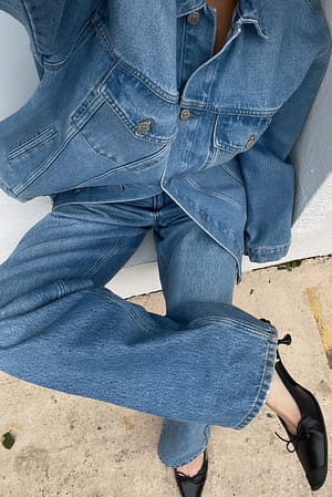 Mid Blue Gerade geschnittene Jeans mit hoher Taille