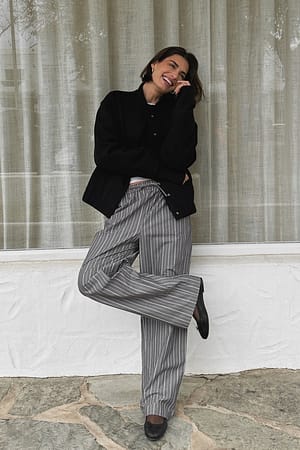 Grey Stripe Bawełniane spodnie w prążki ze sznurowaniem