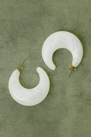 White Øreringe med stenlook
