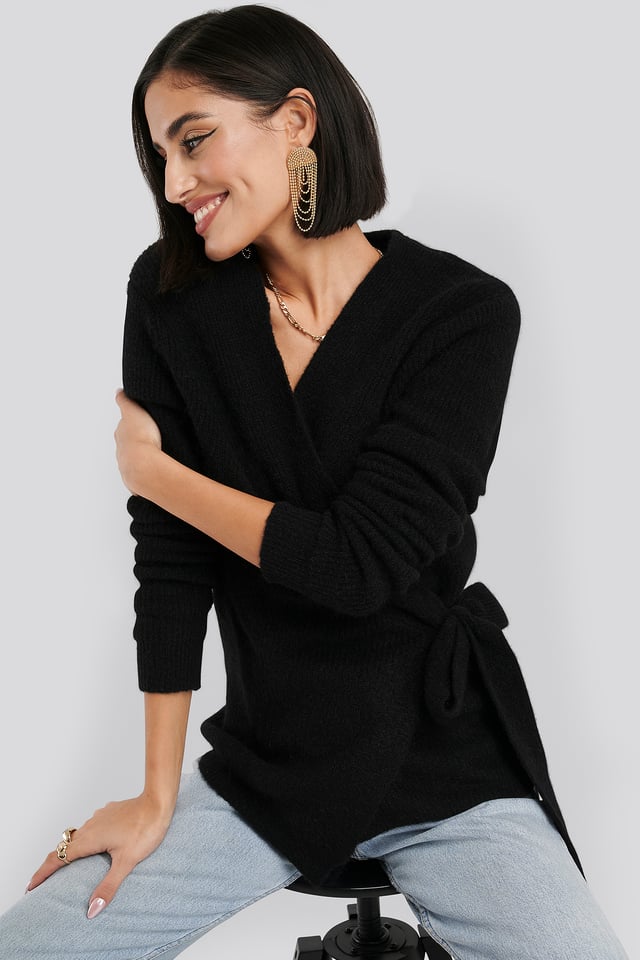 Alpaca Wrap Around Knitted Sweater Black