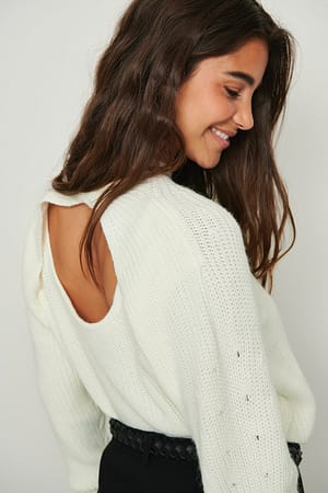 White Back Detailed Cropped Knitted Sweater