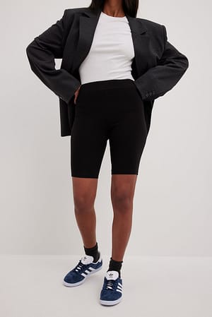 Black Basic Biker-Shorts