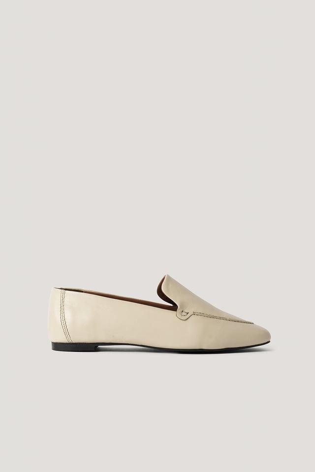 Basic Leather Loafers Nude