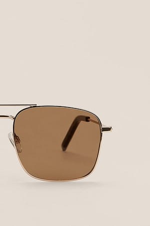 Gold/Brown Basic solbriller med ramme i metall