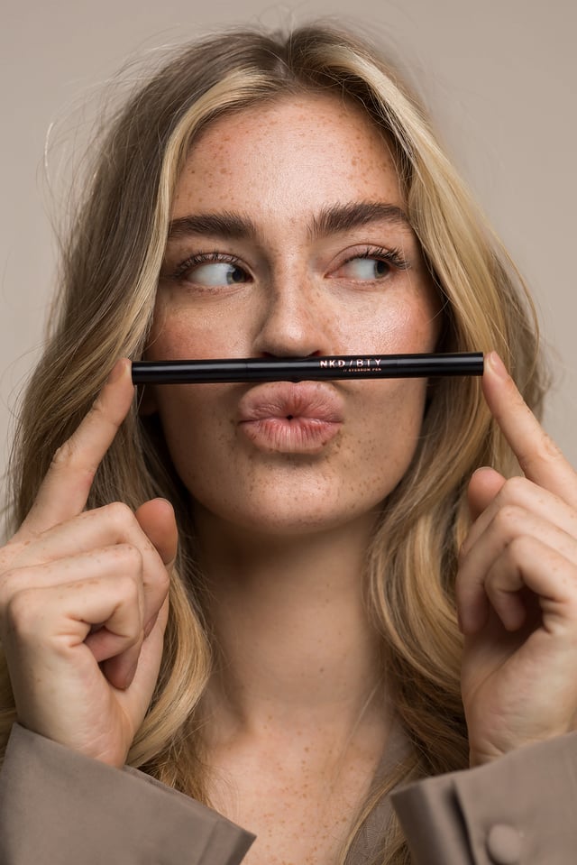 Eyebrow Pencil Blonde