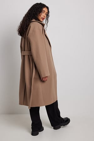 Mantel mit Gürtel Beige | NA-KD 