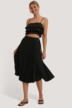 Black Belted Pleated Skirt