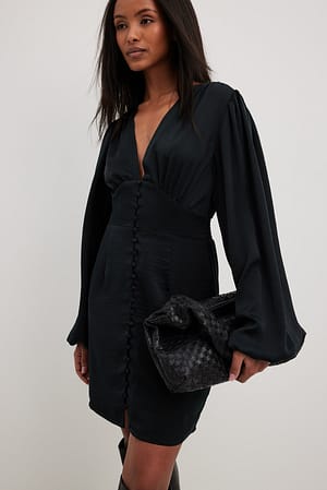Black Mini-jurk met knopen aan de voorkant