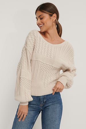 Cable Knitted Deep Back Sweater Beige | NA-KD