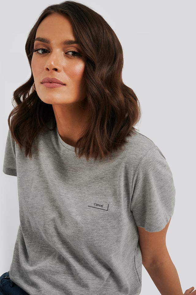 Perusmallinen Printti-T-Paita Grey