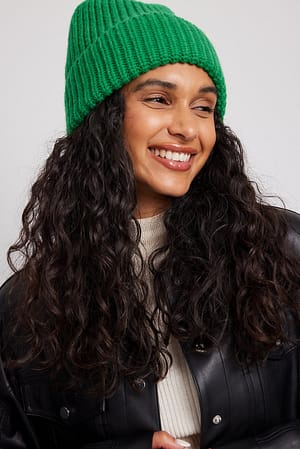Strong Green Chunky Knitted Soft Beanie